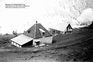 COLO JEUNE FRANCE 1953 le Ru et sa grange vue de la Scia